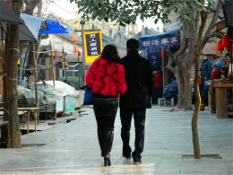 �������ϲ����� ��ǣ���߹�����Ԭ�Ҵ�