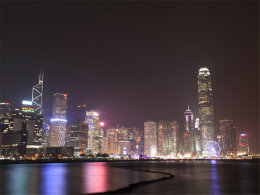 ���벻��֮�� ����ά�����Ǹ۵ƻ���ɺ