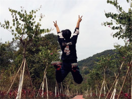 ӣ����׷����� �ڻ�ɽ³ɭ�ֹ�԰����