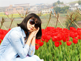 ���ɹ������ʻ�չ Ů���������������