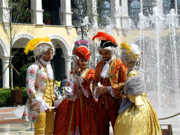 ��Ѱ�����ĳǱ� ż������������С��