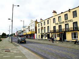 �´��ղ���۹� ��Ӣ��Ѱ���������ټ�