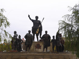 �������ڵ���ʵ�� �������ͦ��������