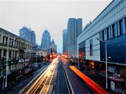 ����ͣ��ǰ���ĽŲ� ���������ϱ�