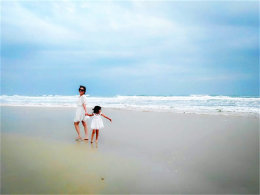 �泯�󺣴�ů���� һ·����ֱ�ֺ��ϵ�