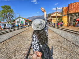 ����������Դ ����ɫկ�׹�𳵵ļ���