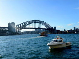 �������ʴ��� ׫д���в�һ����Ϥ��