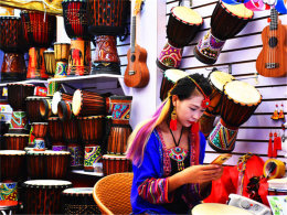 ��չ�����Ŀ��� ��������װ���Գ���ɫ