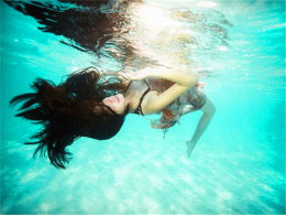 Ǳˮ̽��Ѱ�ҳ��� Ư������ɫ��������