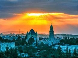 ү�ǲ����� ����Ү·�������ʥ��֮��