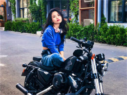 �۾�����ɫ���� ����Ħ�г�ȥ��ϱ����