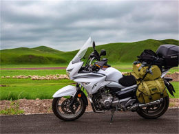 6��3200���� һ���˵�Ħ��--����ɽ�м�