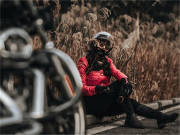 ѧ����׻��綸�� һλ��Ů��ʿ�ĸ���