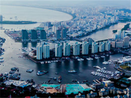 ����С�������й� �����ǶԶ���ǿ��ͭ