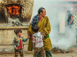 �����˳ơ�ʥ·�� �����°�����������