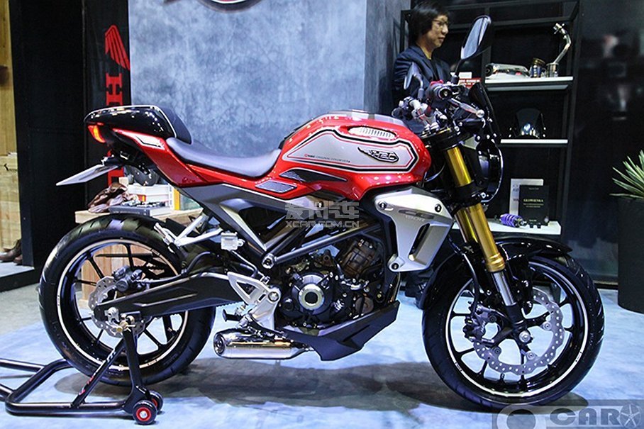 本田CB150R ExMotion