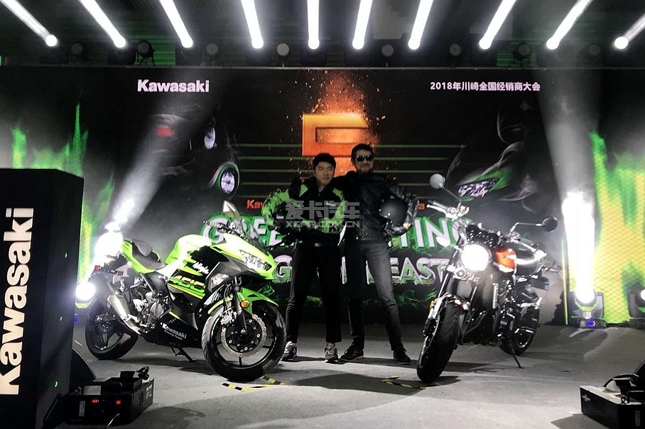 ͼΪ2018ȫ̴ֳչ̨ϵͷֱΪNinja 400Z900RS