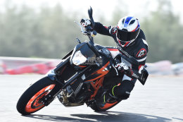 KTM690 DUKEٻ ܷȦ