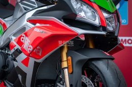 붨 2018APRILIA RSV4 RF