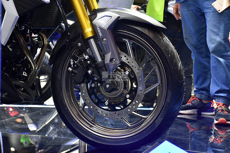 > 豪爵dr300静态实拍