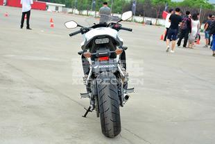 2017款本田CB650F;2017款本田CBR650F