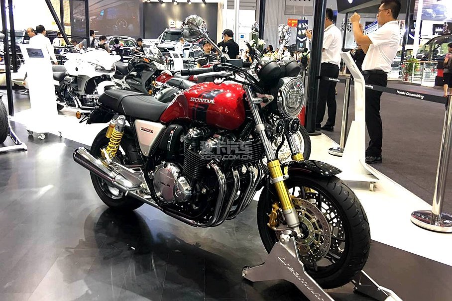 Honda CB1100EX;Honda CB1100RS