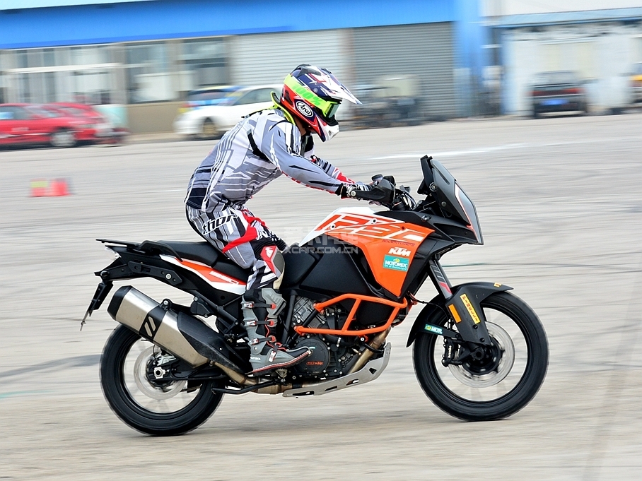 KTM ADVENTURE高级培训