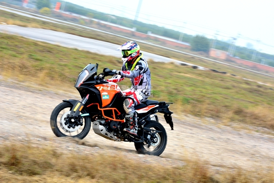 KTM ADVENTURE高级培训