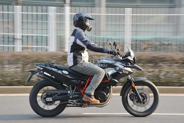 ����������F700GS�����������������ڱ���Ħ�г���