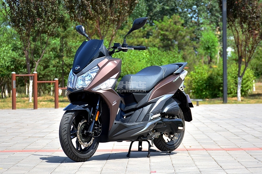 三阳CRUISYM 150试驾;夏杏三阳踏板车;夏杏三阳CRUISYM
