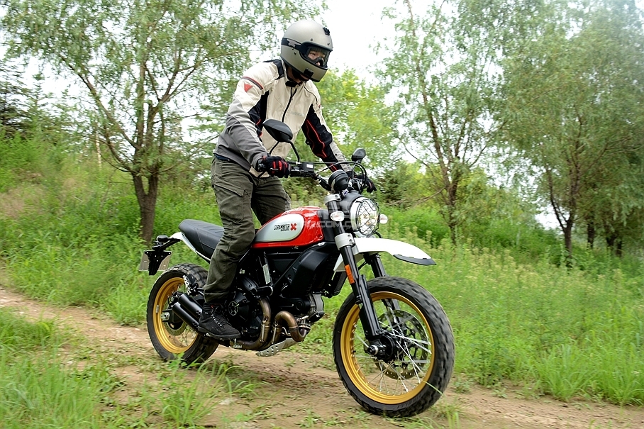 杜卡迪;DUCATI;Scrambler Desert Sled;沙漠雪橇