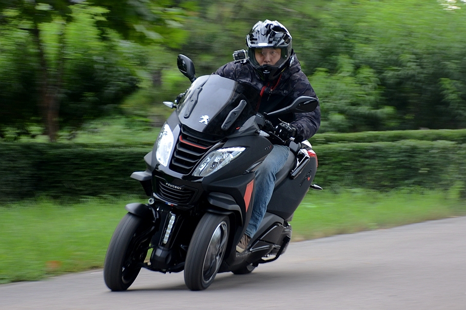 标致;标致摩托;标致倒三轮摩托;metropolis 400