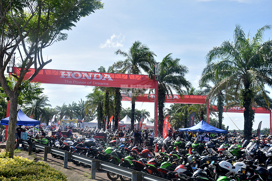 雪邦之行 跟着本田去马来西亚看MotoGP_爱卡