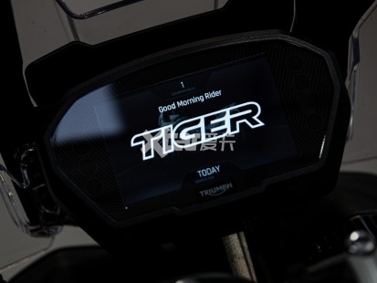 凯旋;Street Tirple R;Tiger850 Sport;Thruxton RS