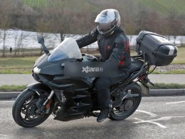 ACC�𽥳�Ϊ���� �¿�Ninja H2 SX����