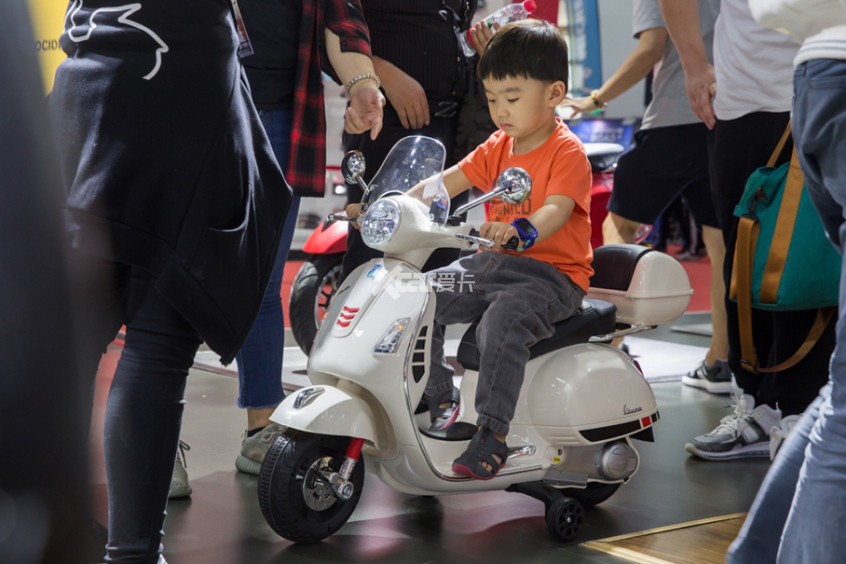 北京摩展;车展;摩托车;摩托展览会;新车发布;春风800MT