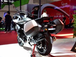 �������˶����� �ܵς�750���౱��Ħչ