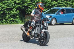 KTM 990 DUKE�ع� ����˫�׷���������