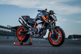 KTM 890 DUKE R��ʽ���� �ۼ�12.68��Ԫ