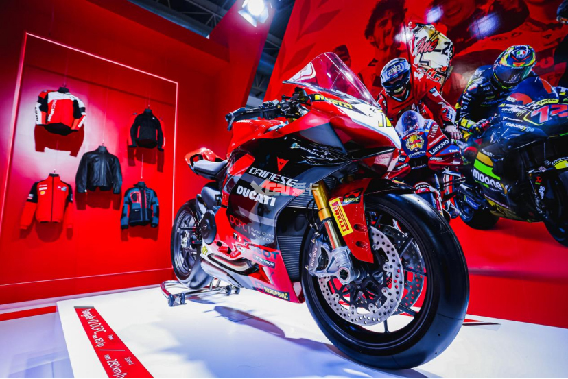 杜卡迪;ducati;大魔鬼;monster;跑车;北京摩展