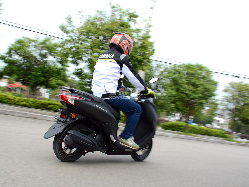 巡鹰;雅马哈;巡鹰125;155摩托车;踏板摩托车;试驾巡鹰