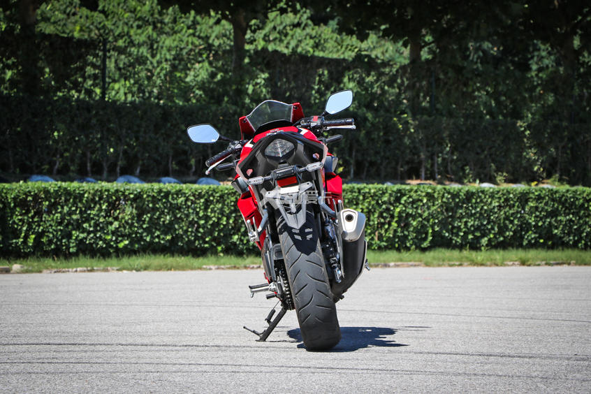 CBR500R