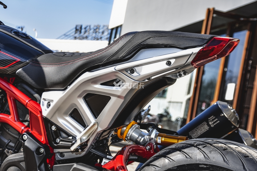 印第安;Indian;2022 FTR R CARBON