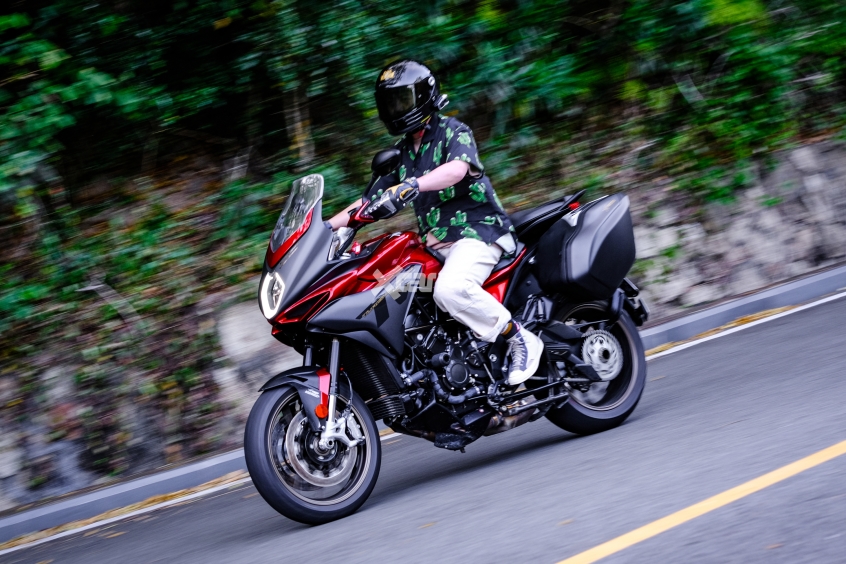 MV Agusta;MV 奥古斯塔;Turismo Veloce 800