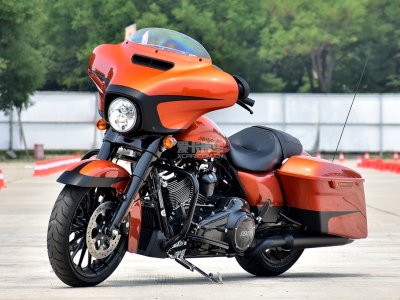 ״άɭڣ Street Glide Special  