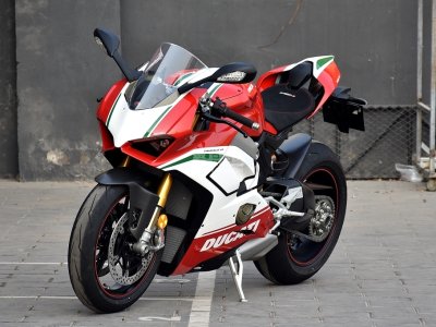 �ſ��ϣ����ڣ� Panigale V4 Speciale