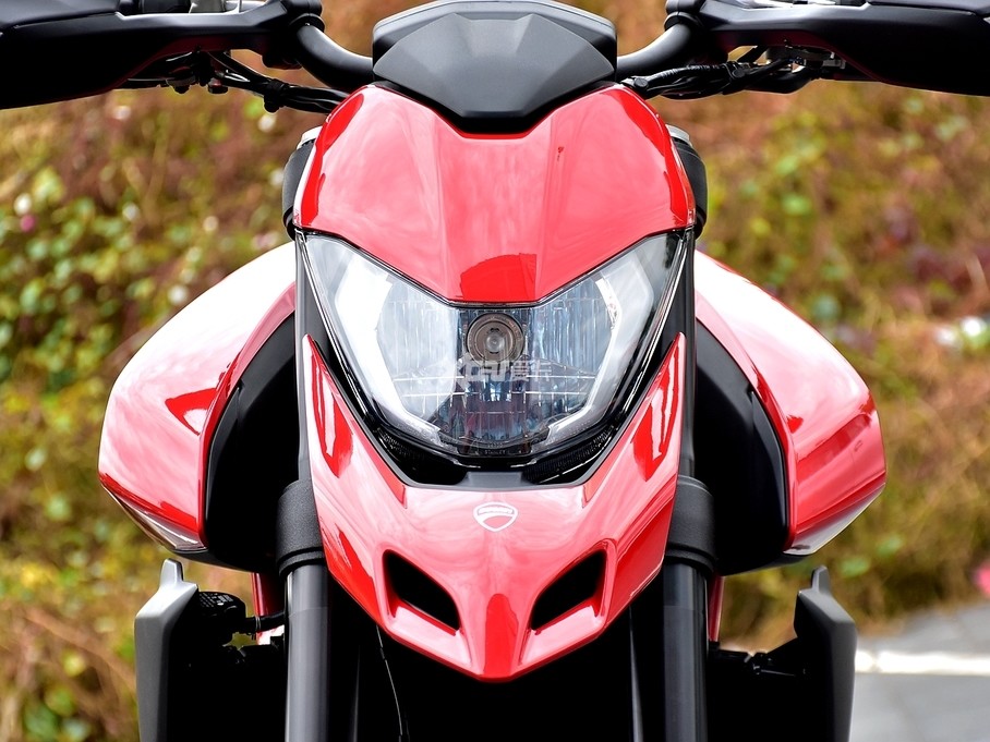 ſ;DUCATI;Hypermotard 950