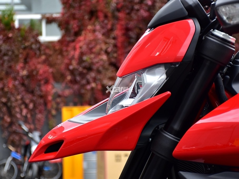 ſ;DUCATI;Hypermotard 950