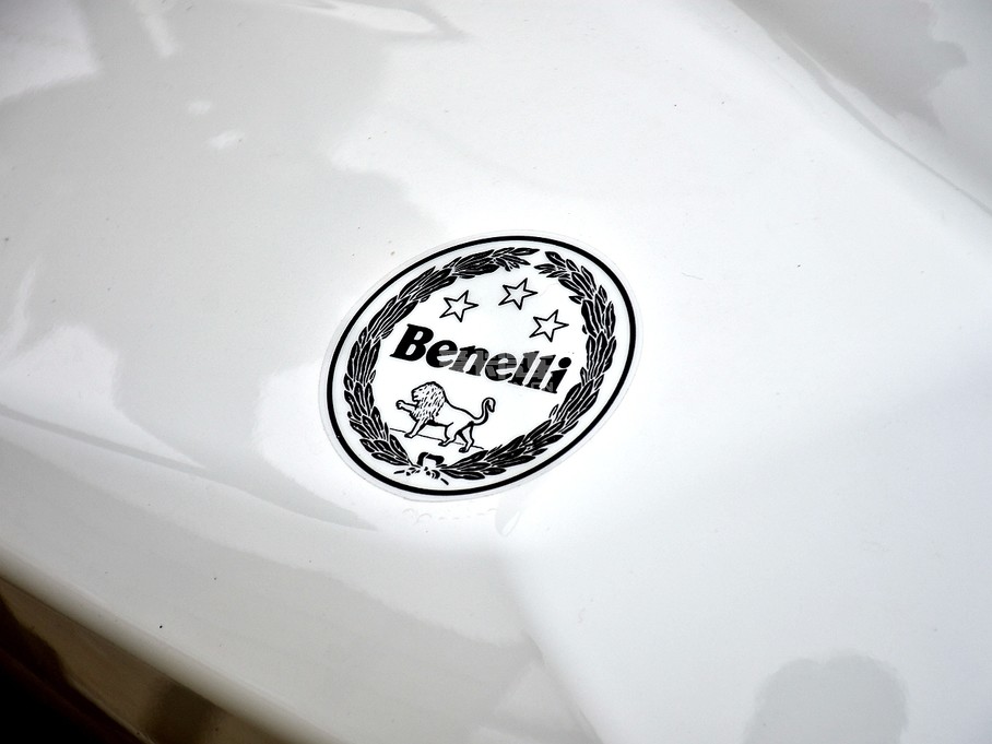 ;Benelli;TRK502X շ