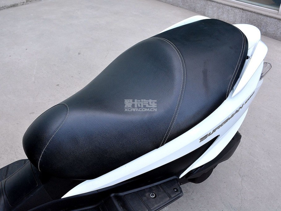 ľ BURGMAN200 200С200BURGMAN